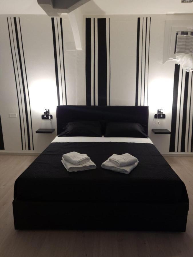 Come Per Incanto Rooms Bosa Extérieur photo