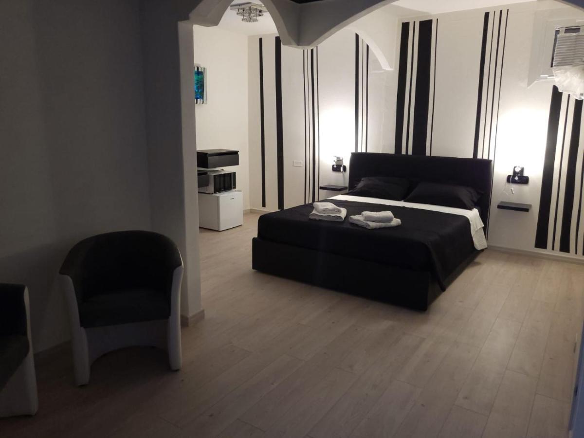 Come Per Incanto Rooms Bosa Extérieur photo